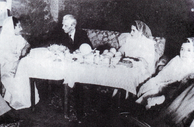 Begum Shahnawaz with Quaid-e-Azam
